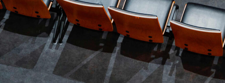 How to Differentiate Between Business